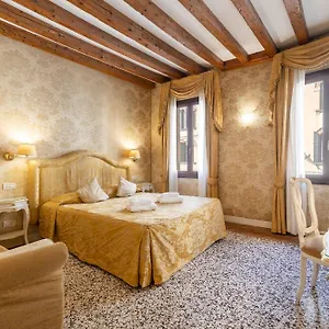 https://residence-ca-di-malta-arsenale.hotelslidodijesolo.com