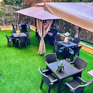 https://bb-metropolitan-rc.taorminaitalyhotels.com